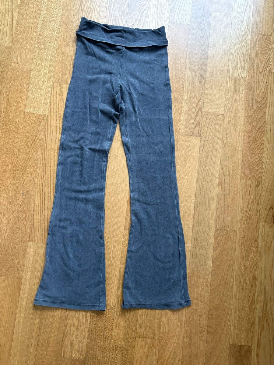 Pantaloni: Hosen Mädchen Zara Gr. 140 – Usato da Winterthur venduto da Baby117