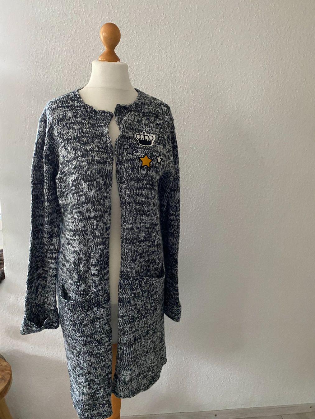 Giacche: Strickjacke in Gr. 42 – Nuovo (secondo la descrizione) da Stetten SH venduto da bijoux18