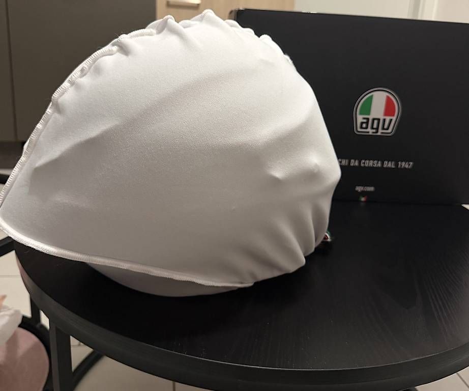 AGV Caschi & visiere: Casque AGV Pista GP RR – Nuovo e nell'imballaggio originale da Chippis venduto da pau_c9vf 4