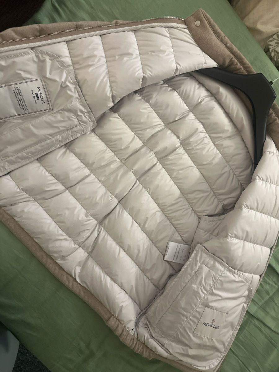 Moncler Vestes: Moncler Down Jacket Smart Cashmere Size S / 2 Beige – D'occasion à Dättwil AG par hkf_sns2 1