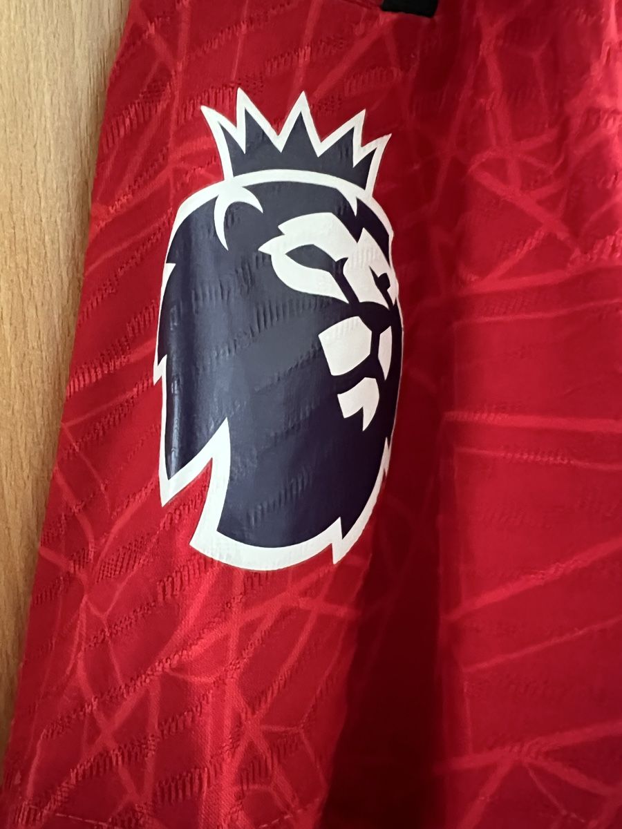Manchester United Leibchen & Hosen: Manchester United Authentic Gr XL – Gebraucht aus Mümliswil von Calciopat 2