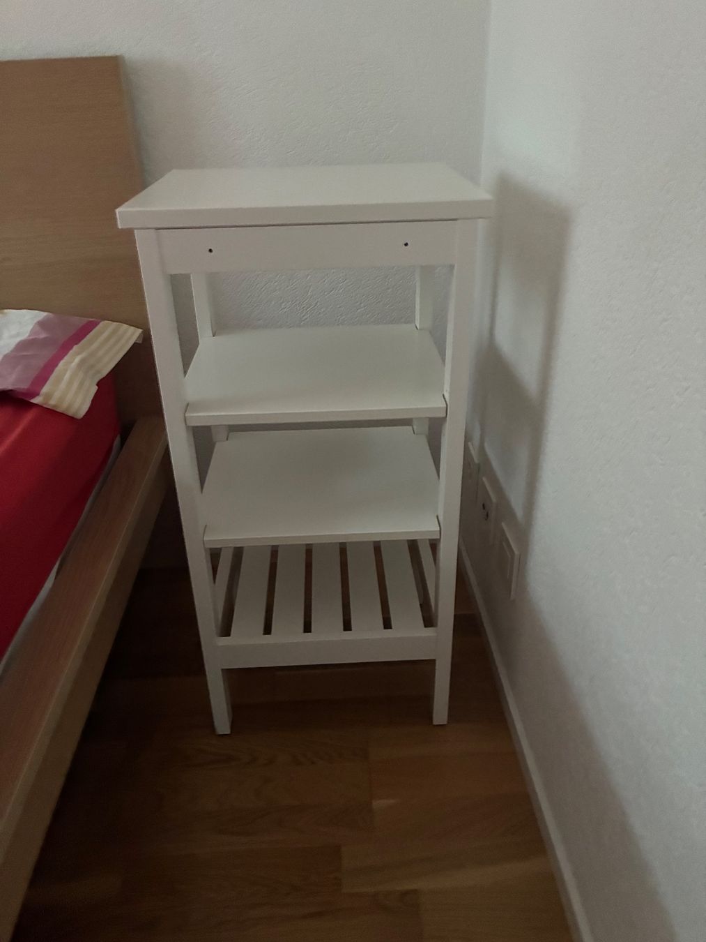 Ikea Scaffali: petit meuble à 4 étagères en bois – Usato da Neuchâtel venduto da RitaLaura 1