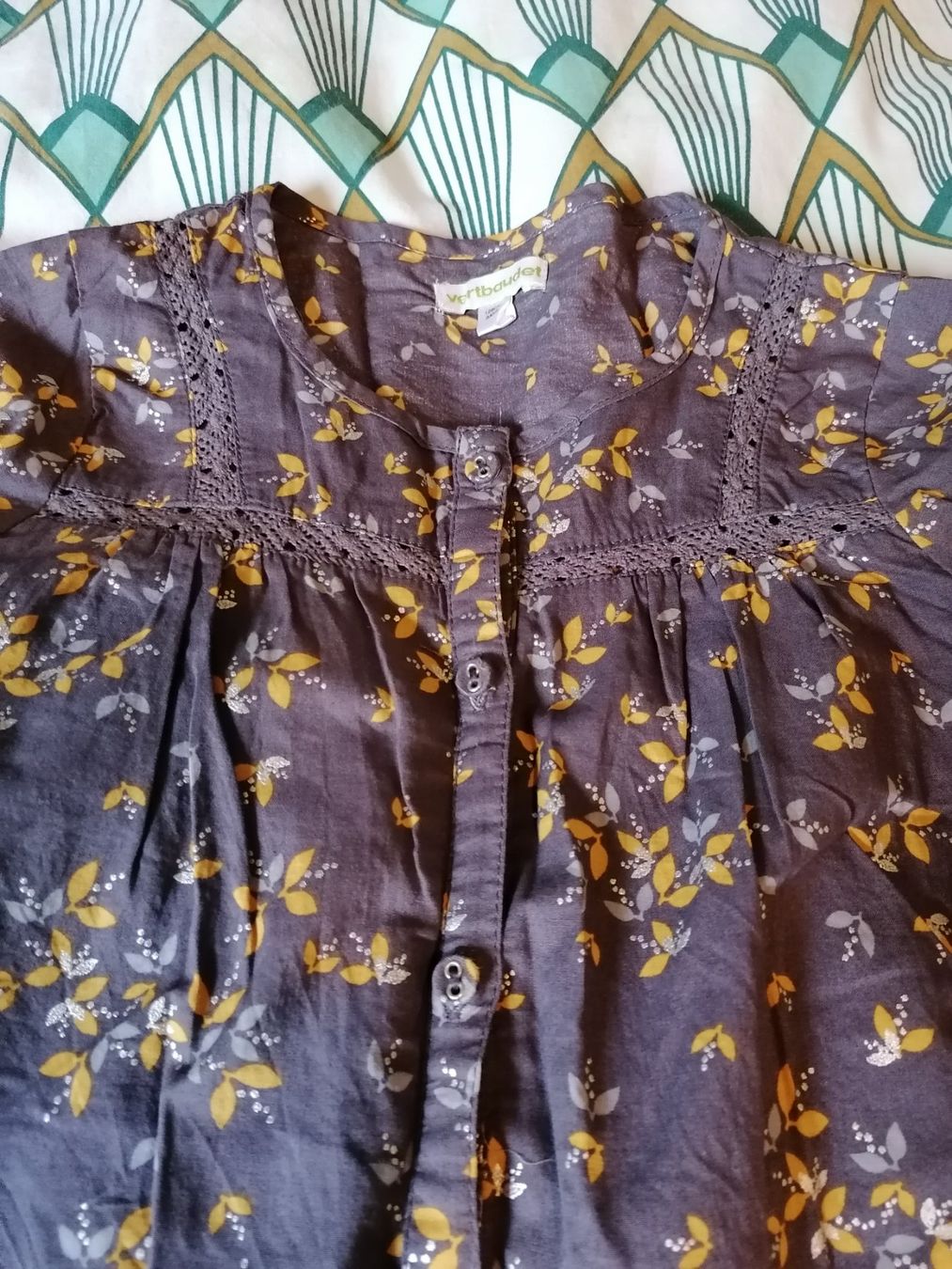 Camicette, T-shirt & Top: Chemise, blouse, top,haut – Usato da Montcherand venduto da petiteoune75 2