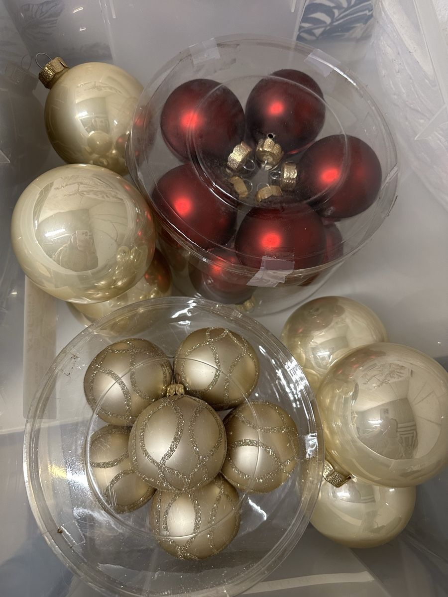 Alle Dekorationen: Diverse Weihnachtskugeln – Gebraucht aus Küsnacht ZH von adr_669g