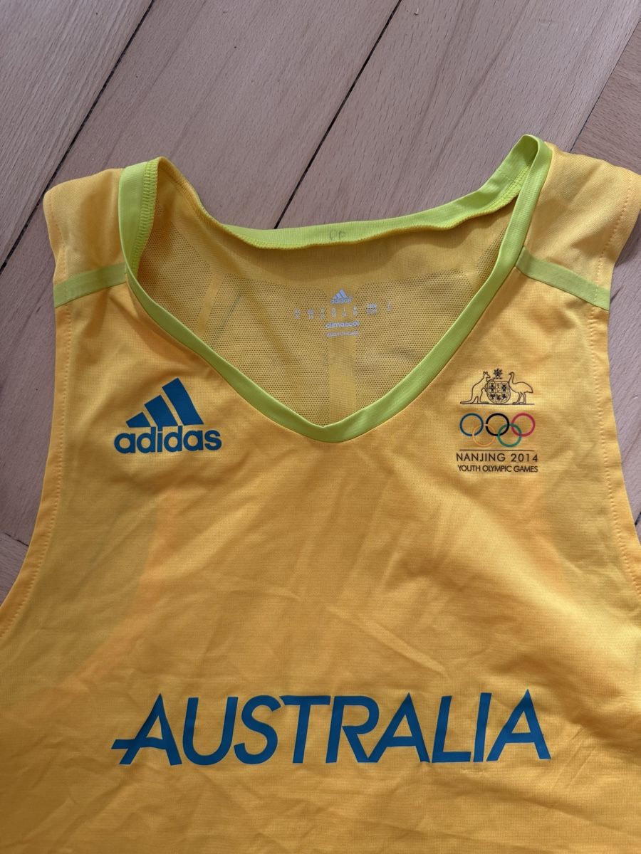 Adidas T-shirt: Team Australia Singlet (M) – Usato da Bern venduto da Laufsport3000 1
