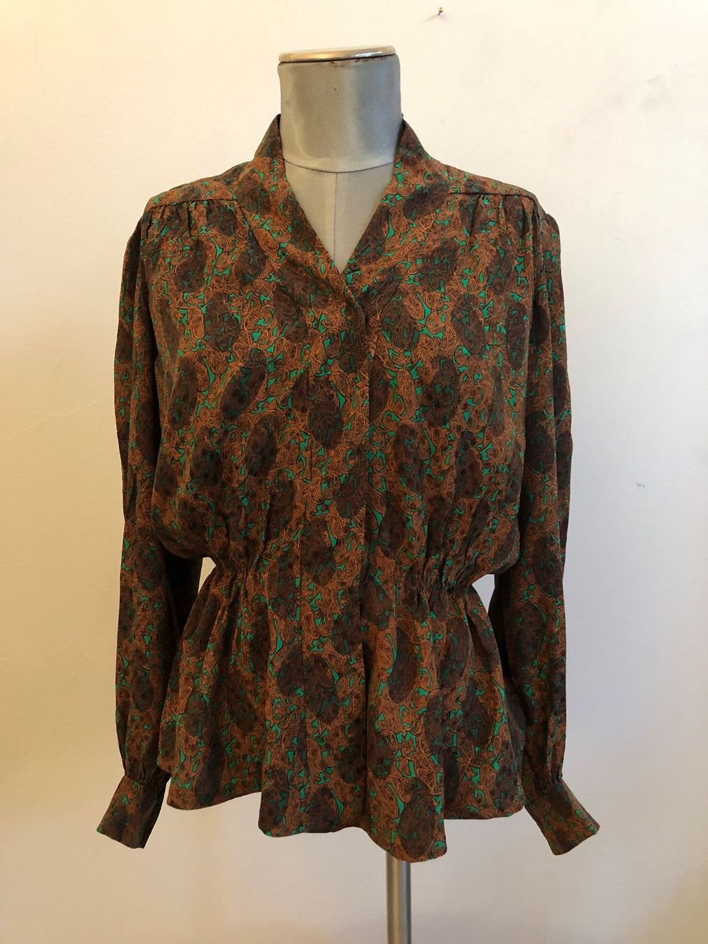 Givenchy Camicette: Blouse vintage Givenchy couture – Usato da Lausanne venduto da emm_sc77