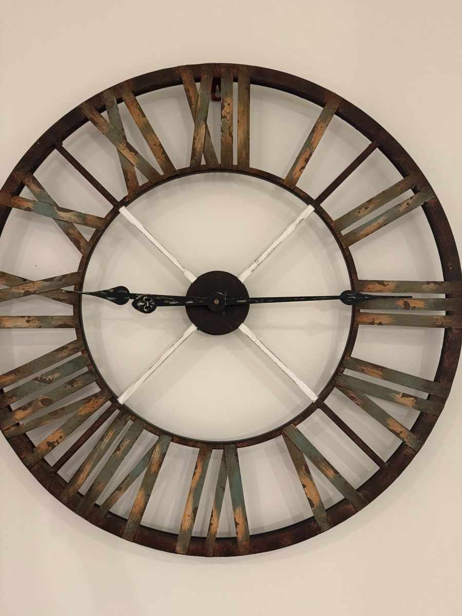 Maisons du monde Stand- & Wanduhren: Grosse Wanduhr im Vintage-Look  – Gebraucht aus Bonstetten von VCLS 1