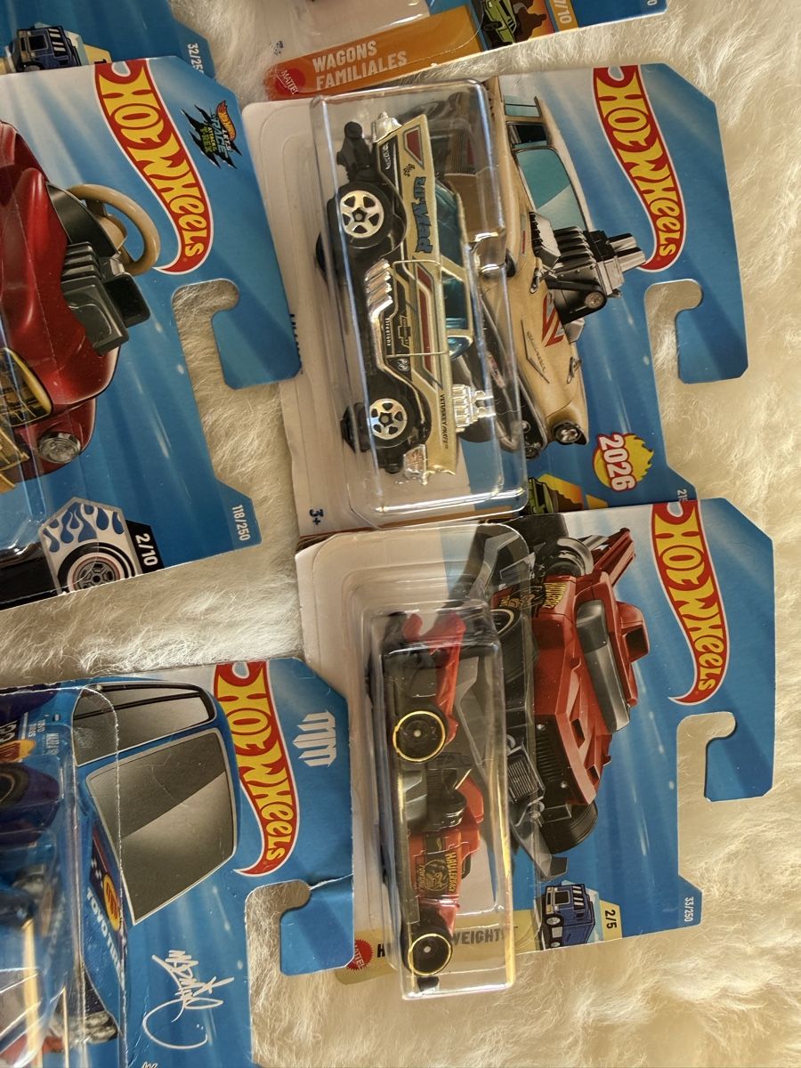 Hot Wheels Giocattoli: 13 Hot Wheels / neu  – Nuovo (secondo la descrizione) da Olten venduto da ale_nb2x 8
