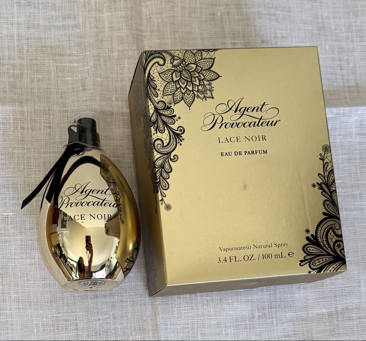 Profumi & Eau de Toilette: Lace Noir Eau de Parfum von Agent Provocateur – Usato da Zürich venduto da Loveparfumes