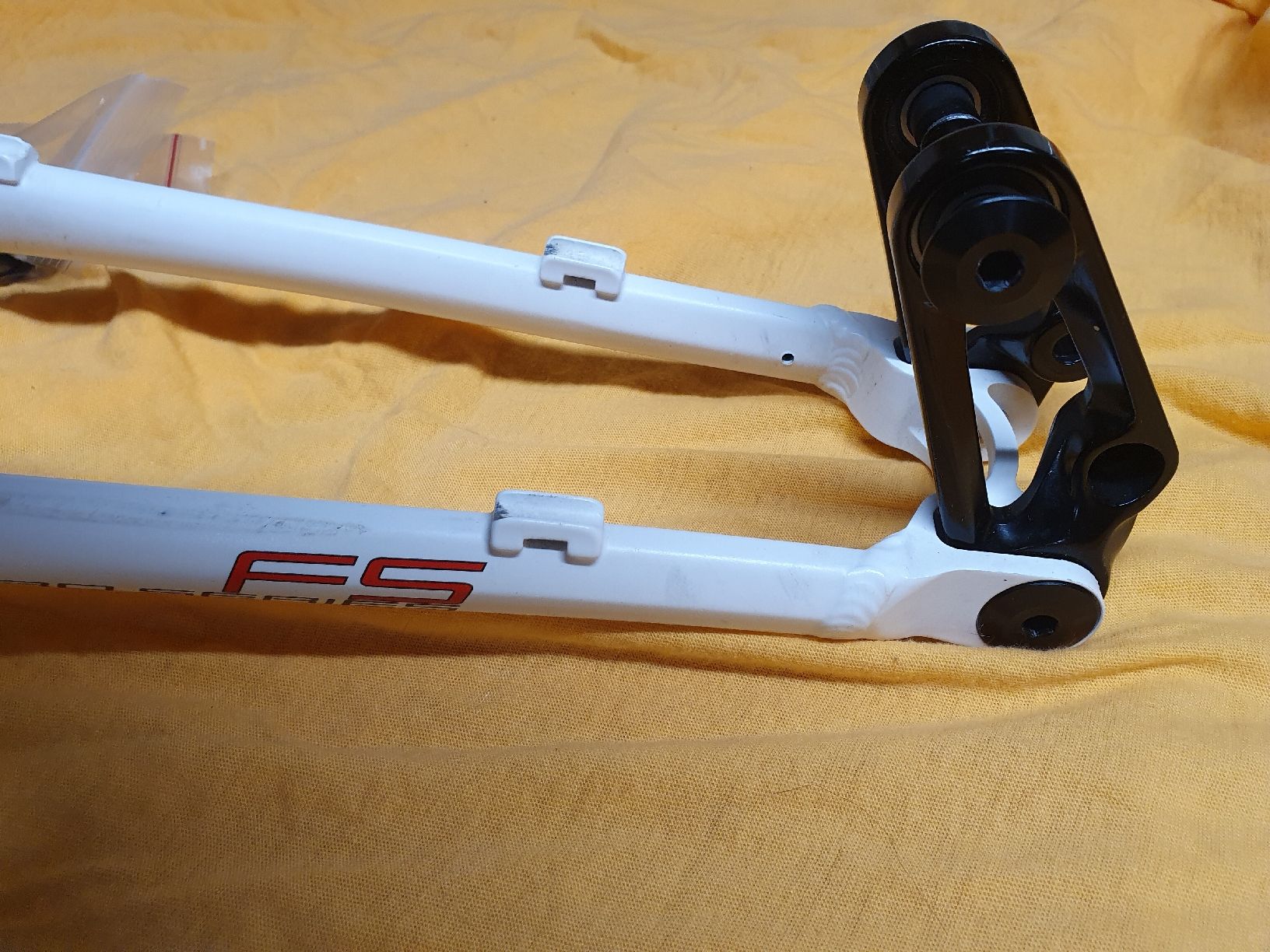 Pezzi di ricambio: Schwinge MTB FS, mit div. Anbauteile, gebr. – Usato da Niedergösgen venduto da joh_6txt 4
