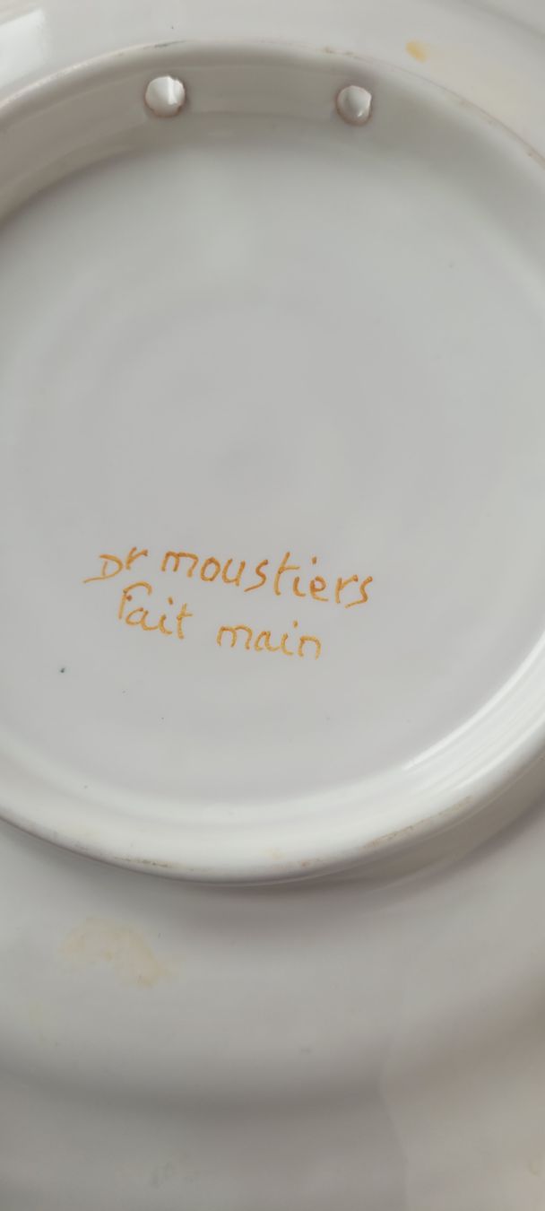 Teller: Assiette en faïence de Moustiers – Gebraucht aus Vevey von lba_dd82 1