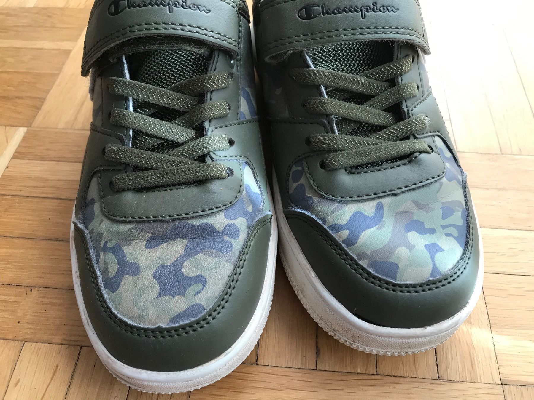 Champion Scarpe per ragazzi: Sneaker Turnschuhe von Champion Grösse 32 – Usato da Emmenbrücke venduto da Hathor123 5