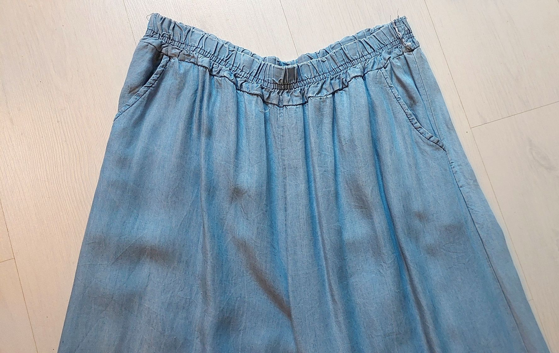 Pantaloni: leichte Sommerhose – Usato da Brunnen venduto da CHOUCHOU. 1