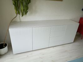Weisses Sideboard, 3-türig, 4 Schubladen