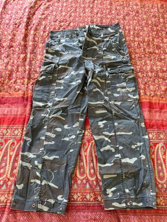 Denham Cargohose Camouflage Grösse W31 L32 in Grau