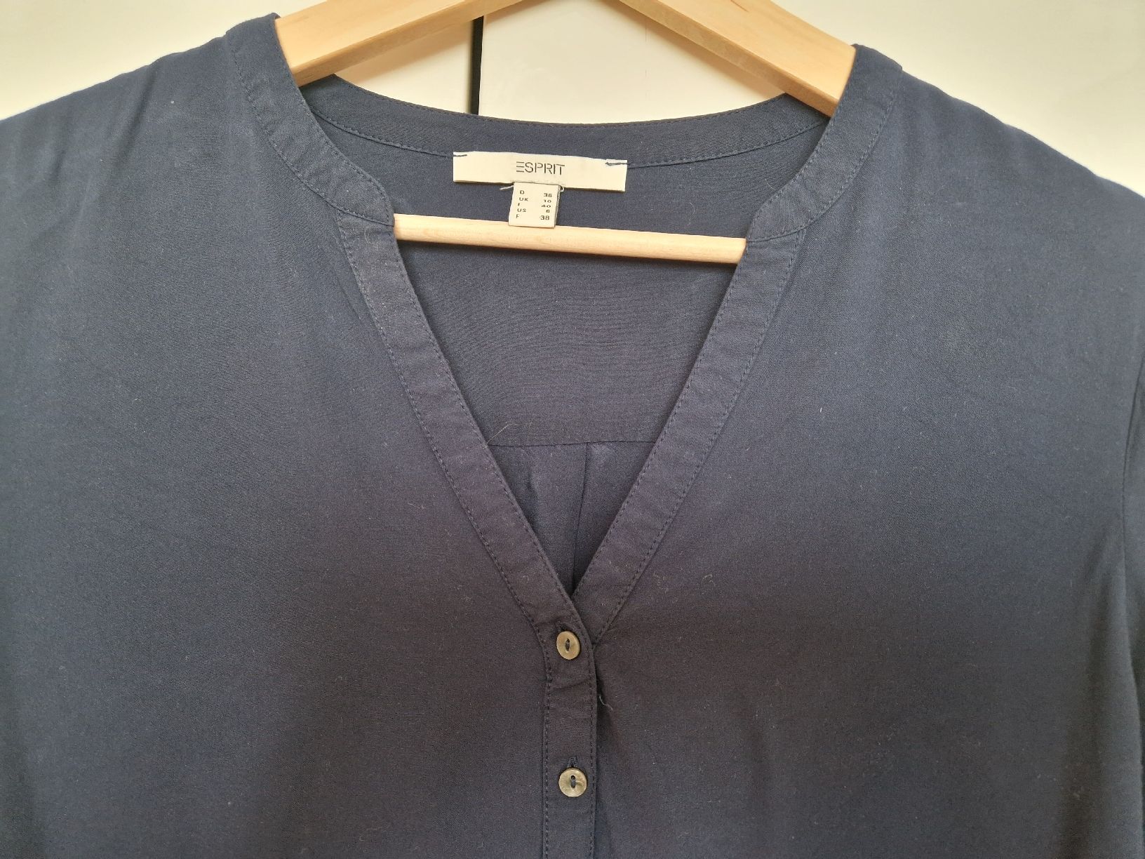 Esprit Camicette: Esprit Damen Bluse, Gr. 36, Dunkelblau – Usato da Reinach BL venduto da Tinkerbelly27 3