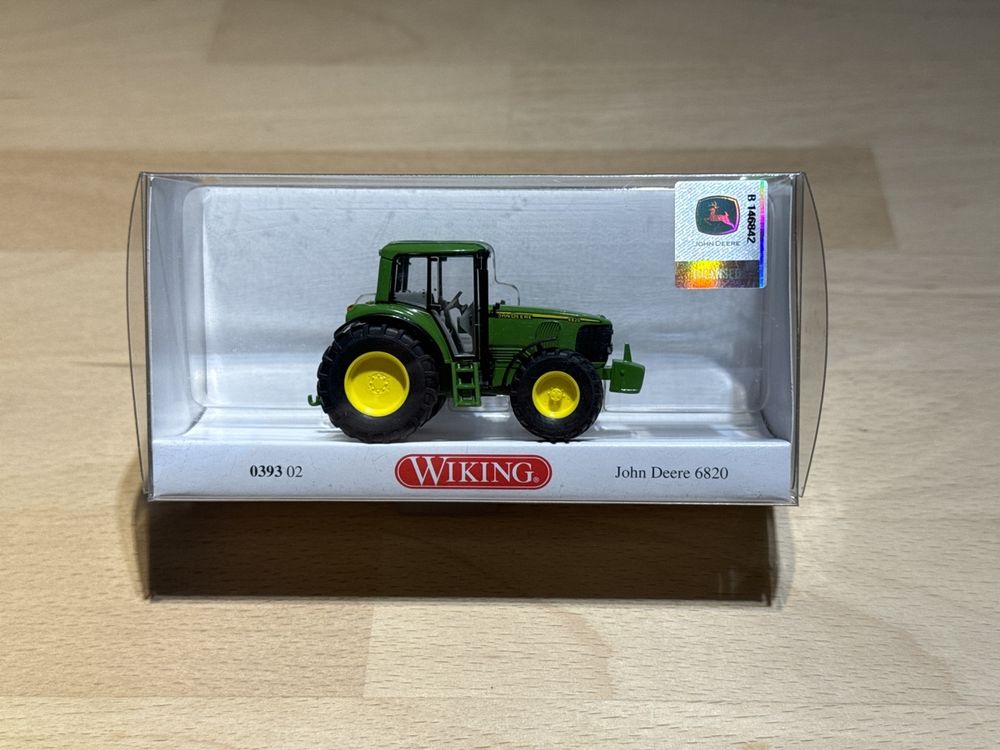 Miniature Tracteur John Deere 8330 - Échelle 1/160 - Wiking 096603 - Neuf