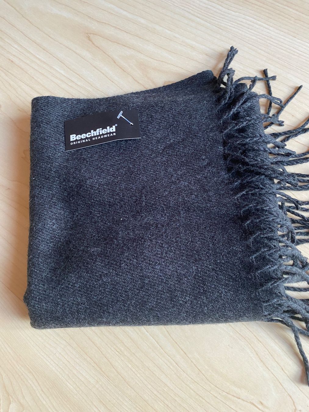 Foulard & Sciarpe: Warmer Beechfield Herren Schal, Anthrazit, neuwertig – Nuovo e nell'imballaggio originale da Edlibach venduto da Kiwi610