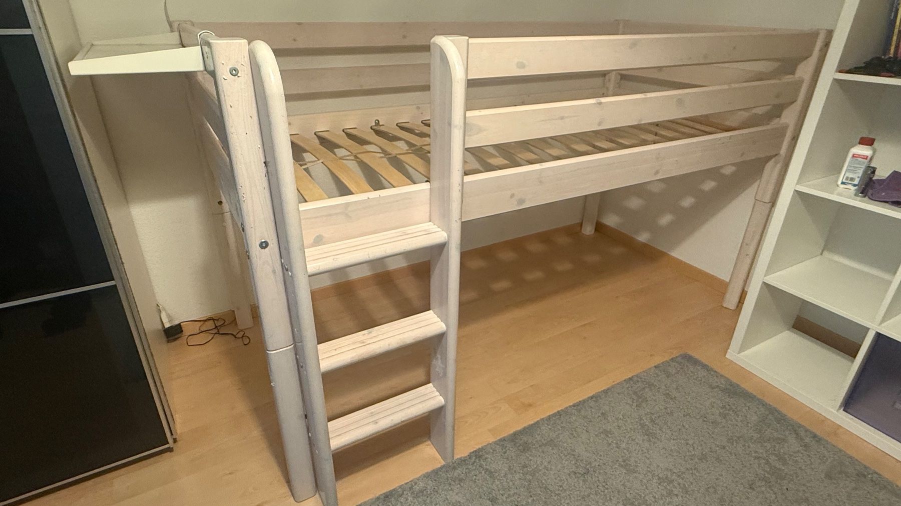 Letti: Flexa Halb-Hochbett mit Leiter – Usato da Brüttisellen venduto da Huser3