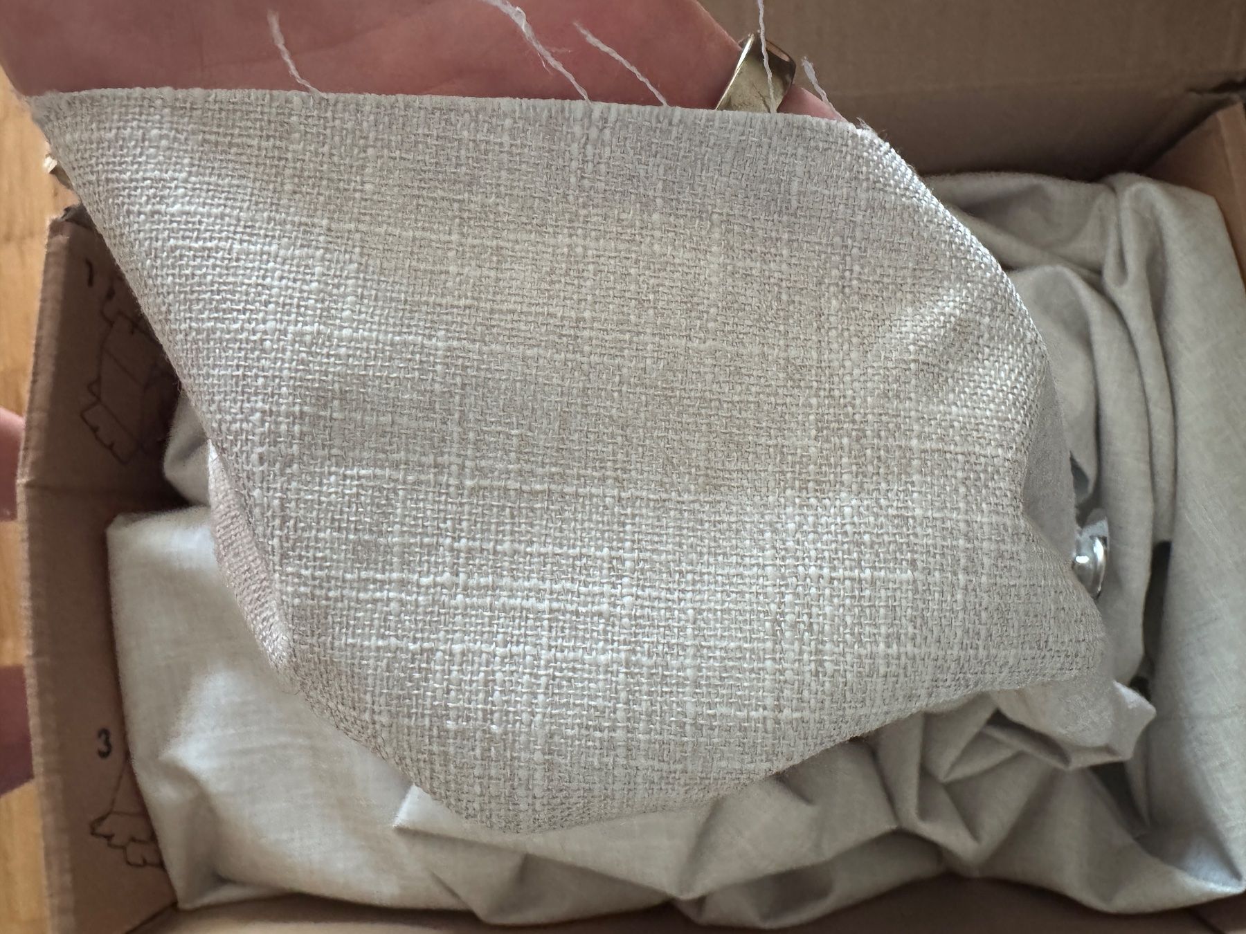 Rideaux: Custom premium block out curtains for window 4m /8m material – D'occasion à Basel par Jessve8 1