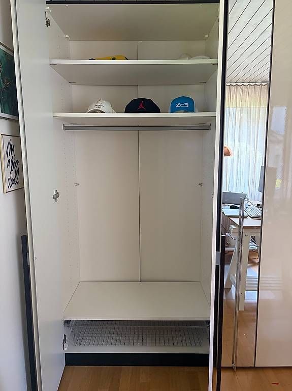 Pfister Schränke: NEU - Pfister Kleiderschrank – Gebraucht aus Meilen von anapaula1511 1