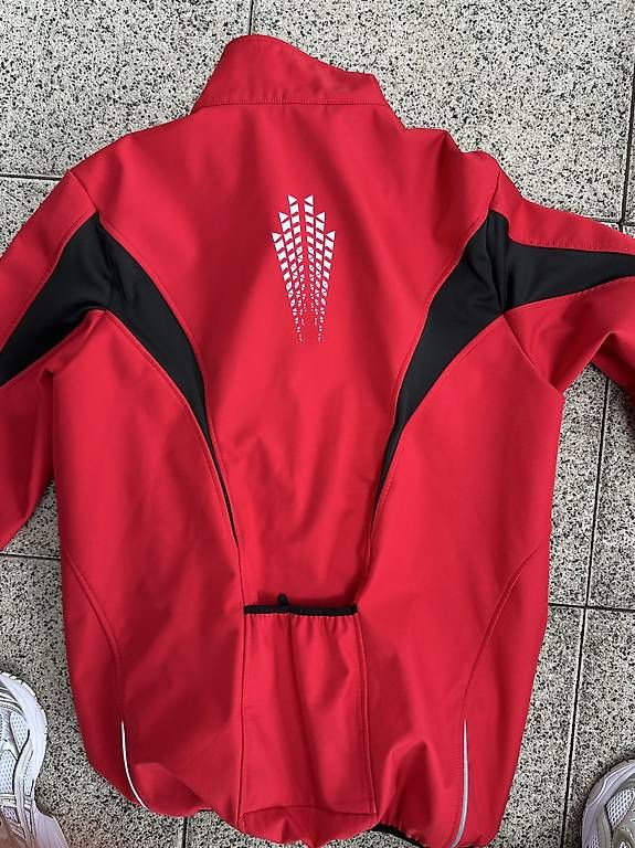 Giacche: Arsuxed Jacke – Usato da Basel venduto da pau_s6pv 2