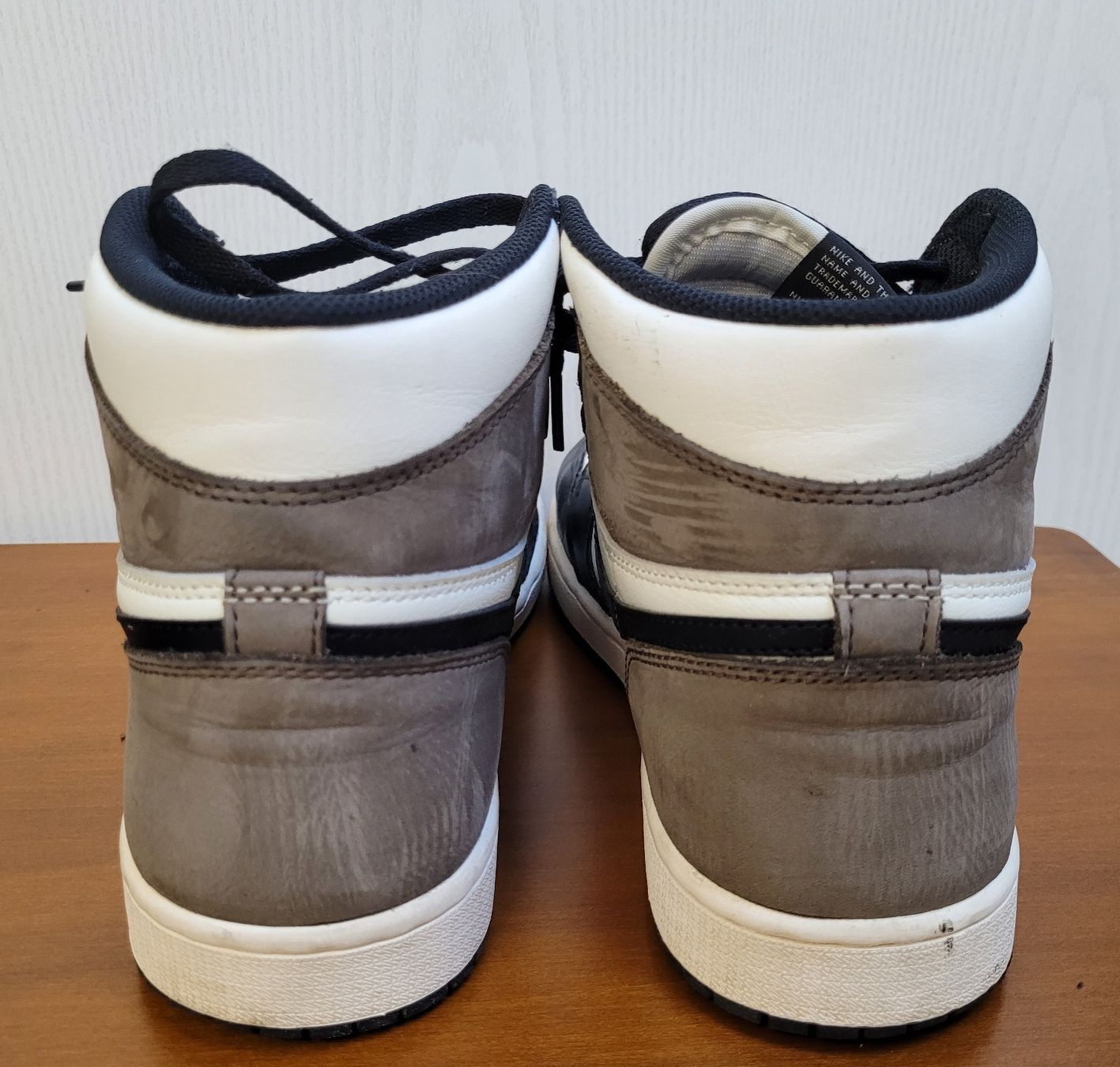 Jordan Herrenschuhe: Nike Jordan 1 dark Mocha Grösse 44 – Gebraucht aus Kappelen von Betonchic 4