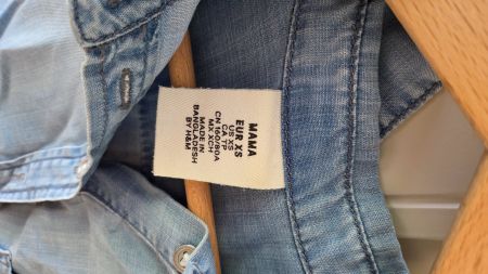 Sommerliche Jeansbluse für Schwangerschaft