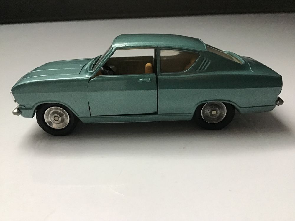 Opel Kadett (1965)– Auto Motor Klassiek – rivista di auto d'epoca