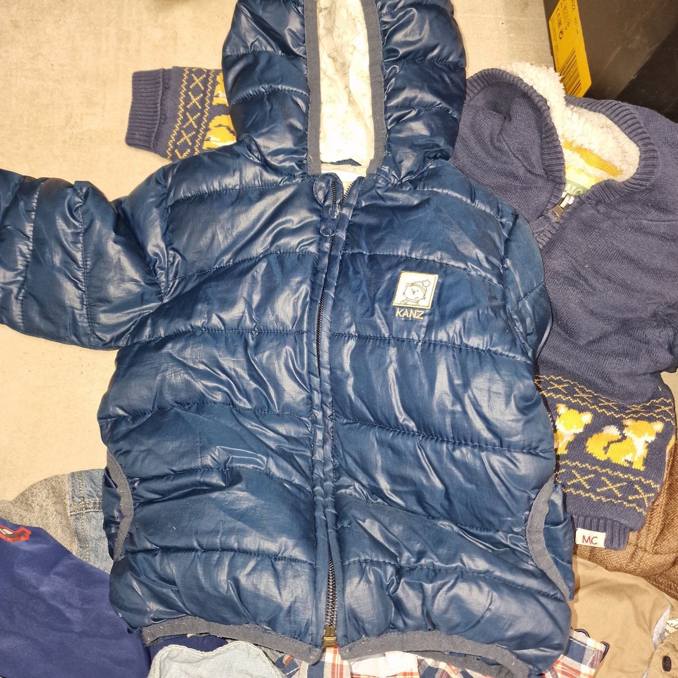 Lotti & Set di vestiti: Jungen Kleiderpaket Gr. 80/86 – Usato da Chur venduto da RICPE99 5