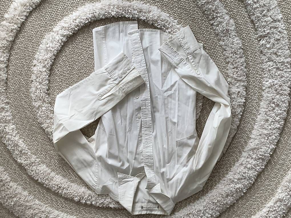 Pulls & Sweat-shirts: Pulli/Blusen Gr. Je Chf 3-4.- – D'occasion à Einsiedeln par ver_sb5p 2