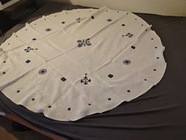 Runde Tischdecke weiss