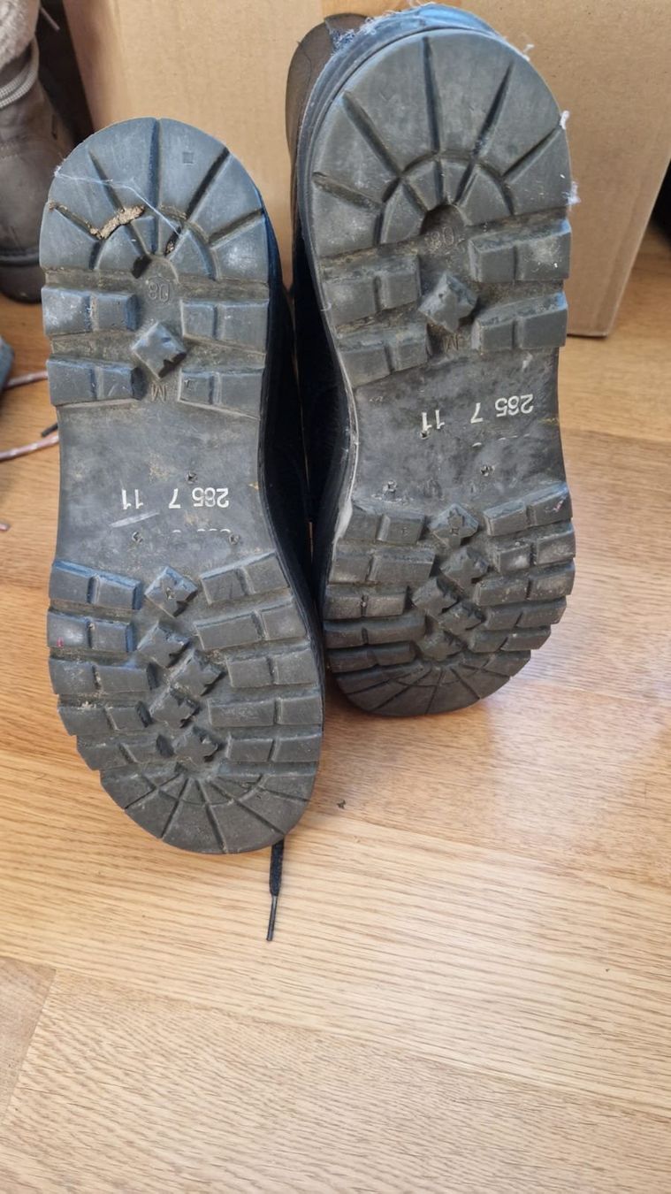 Schweizer Armee Herrenschuhe: Kampfstiefel Minerva – Gebraucht aus Kriens von dol_f5px 1