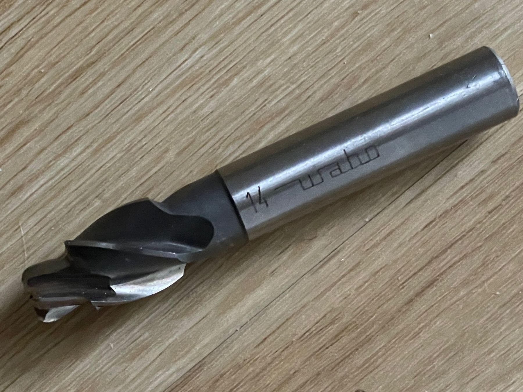 Alle Werkzeuge: 3 SCHAFTFRÄSER MIT 2 x RADIUS 2,0 – Gebraucht aus schaffhausen von gka_96cv 2