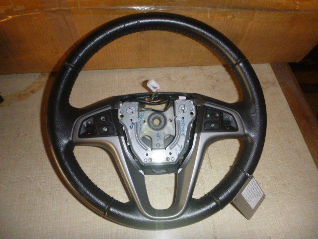 Hyundai Tutti pezzi di ricambio auto: Lenkrad Hyundai i20 56110-1J770RY – Usato da güttingen venduto da Promotor24