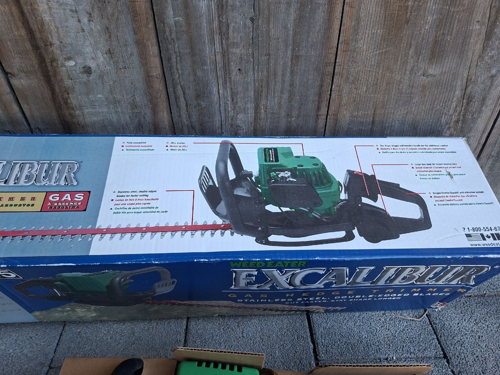 Tutti gli attrezzi: WEEDEATER EXCALIBUR 22'' Benzin Heckenschere – Nuovo e nell'imballaggio originale da Niederuzwil venduto da Dakitiki