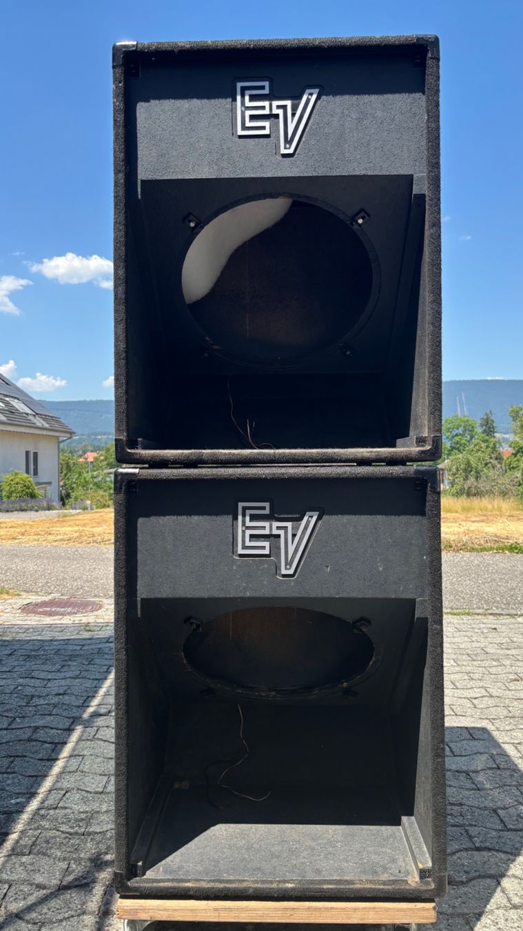 Electro-voice Casse acustiche: Electro Voice SH1810L Leergehäuse – Usato da Büren an der Aare venduto da Inferno74 1