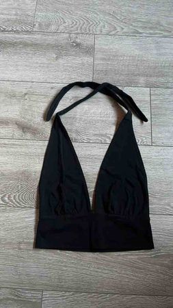 Haut noir style dos nu