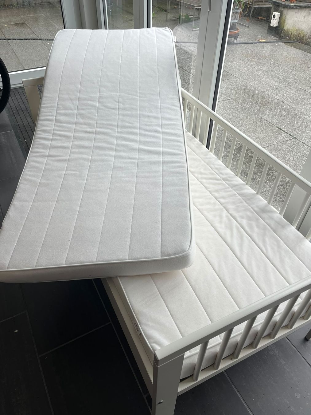 Lits: Ikea Kinderbett mit 2 Matratzen – D'occasion à Bern par realvalntn 1