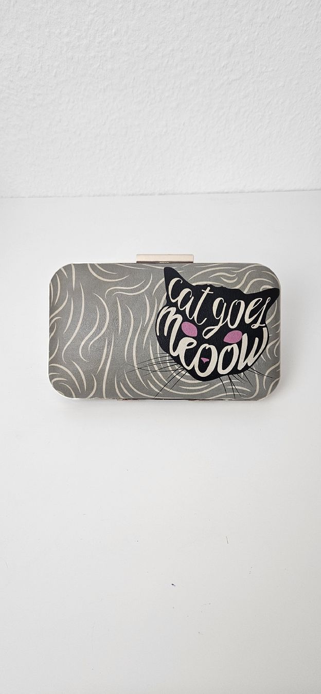 Borse da donna: DOGO Katzen Clutch - veganes Leder – Usato da Dättwil AG venduto da son_x2fq 8