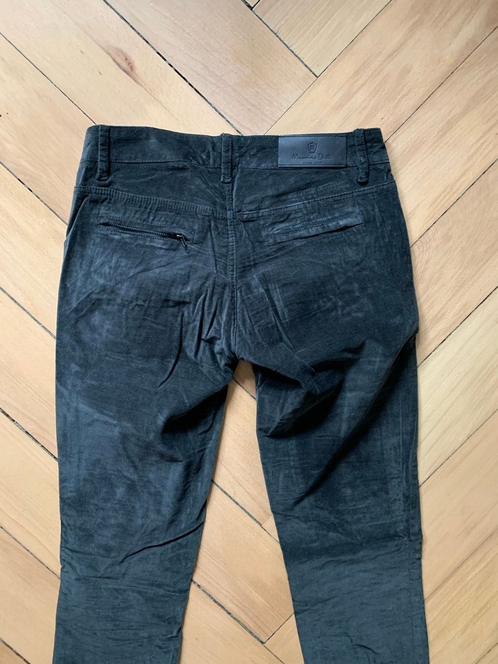 Massimo Dutti Hosen: MASSIMO DUTTI - Samthose dunkelgrau XS – Gebraucht aus Zürich von Diazaio 2