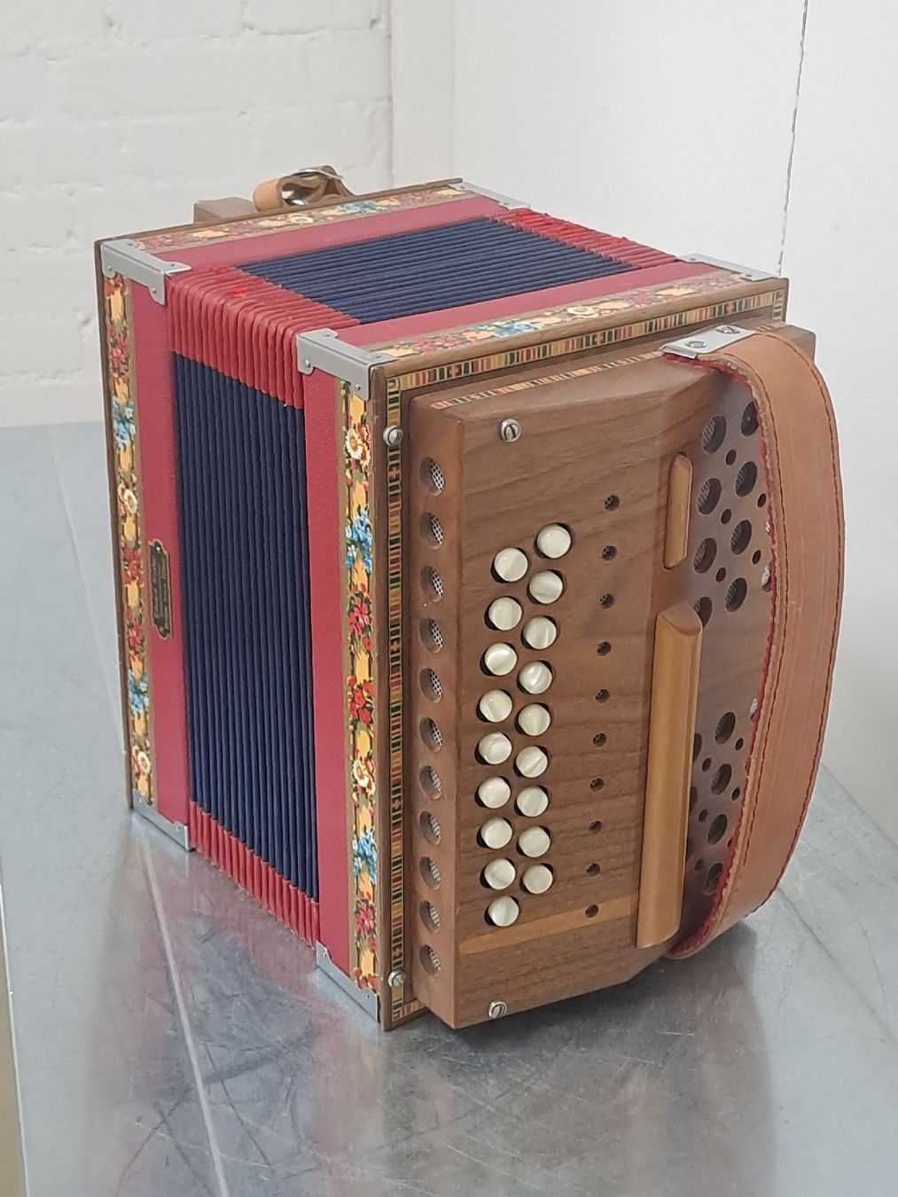 Strumenti musicali: schwyzerorgeli ton B  – Usato da Villeneuve venduto da BibiVintage 7