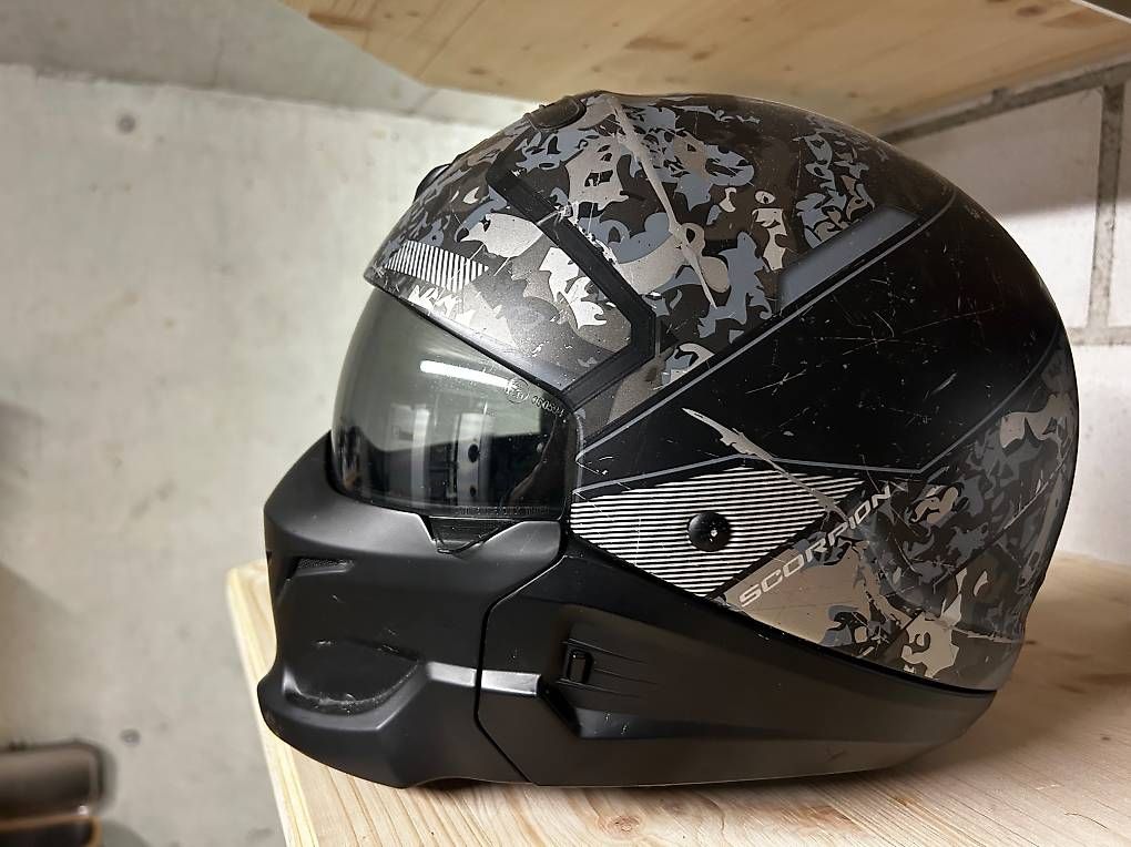Caschi & visiere: Motorrad Helme Scorpion M und S – Usato da Saanen venduto da inconue 1