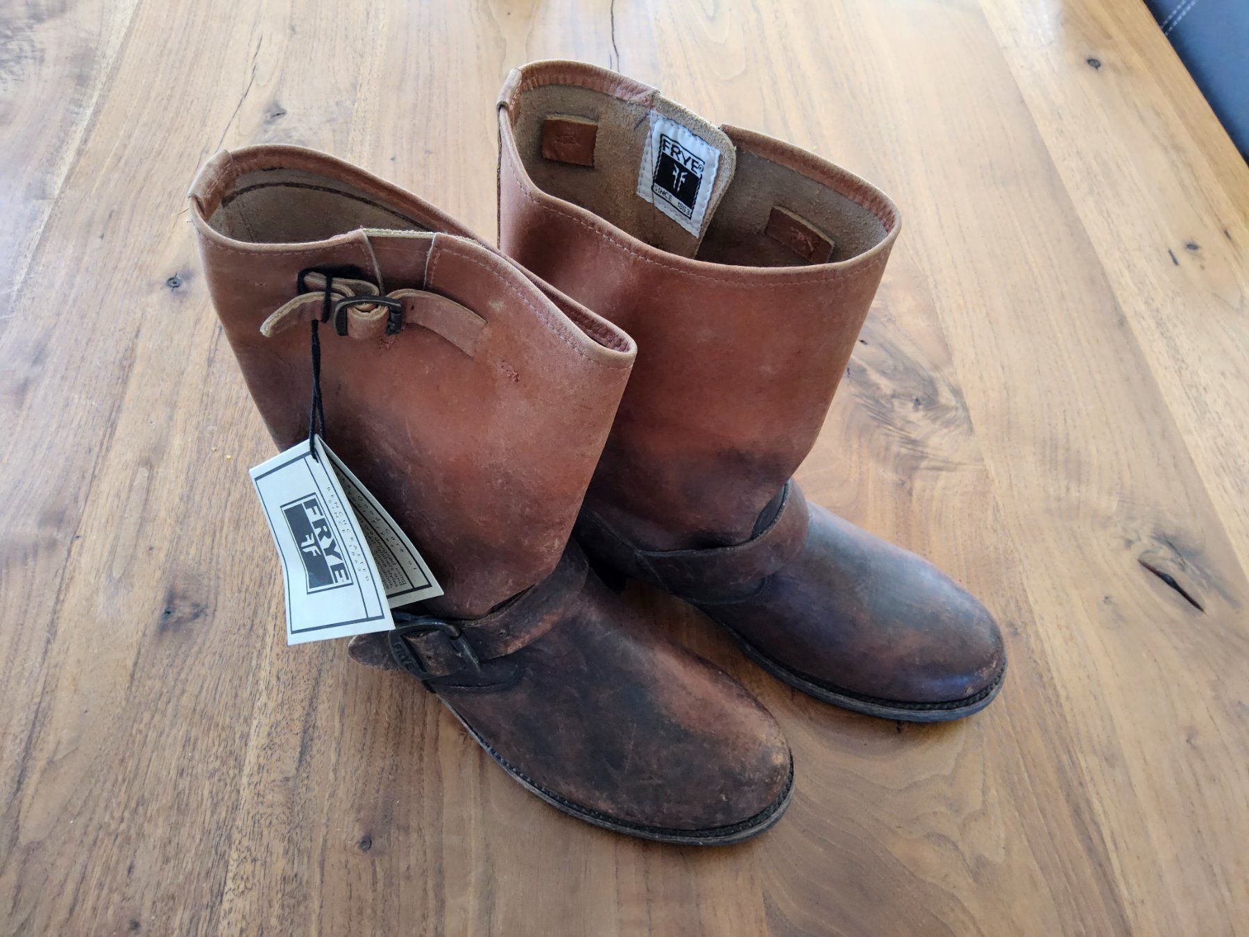 Scarpe da donna: FRYE VERONICA - Stiefel - cognac/dunkelbraun Gr.41 – Nuovo (secondo la descrizione) da Wiesendangen venduto da Ptrend