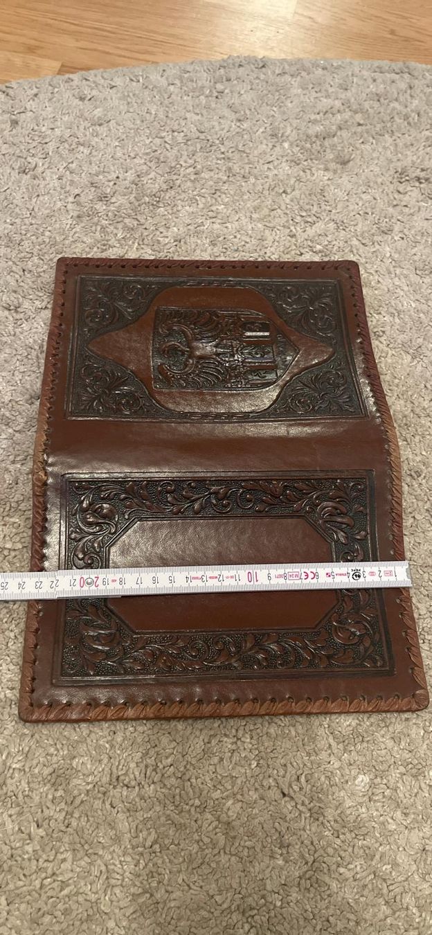 Tutte le decorazioni: Bucheinfassung aus Leder / 617Z – Usato da Knutwil venduto da Virginia007 1