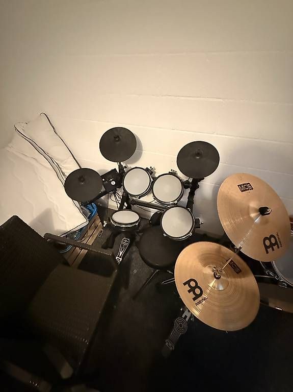 Strumenti musicali: Schlagzeug – Usato da Studen BE venduto da sch_wnw8 4