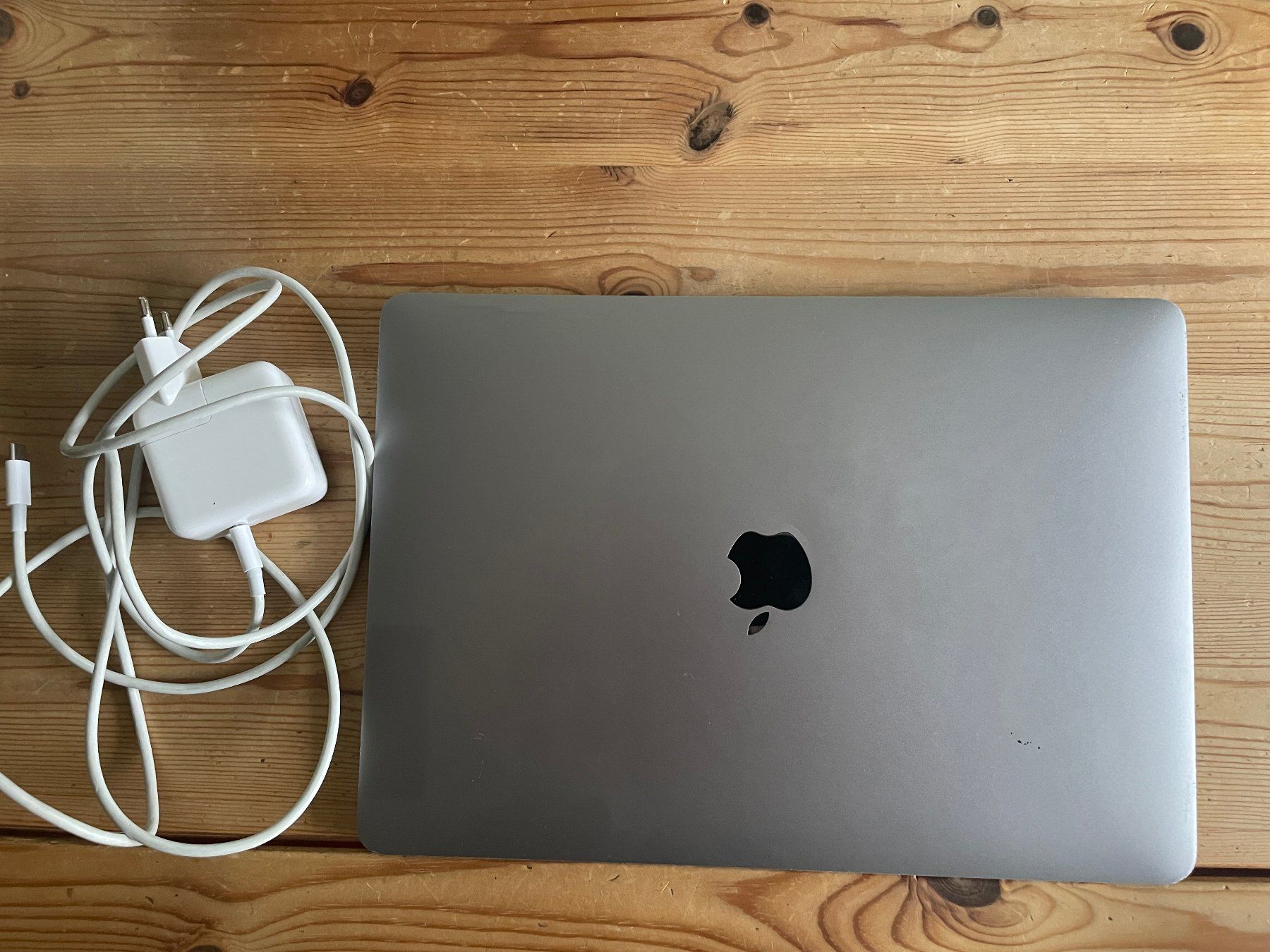 Apple Notebooks: Macbook Air ab Fr. 1 – Gebraucht aus St-Sulpice VD von ME22
