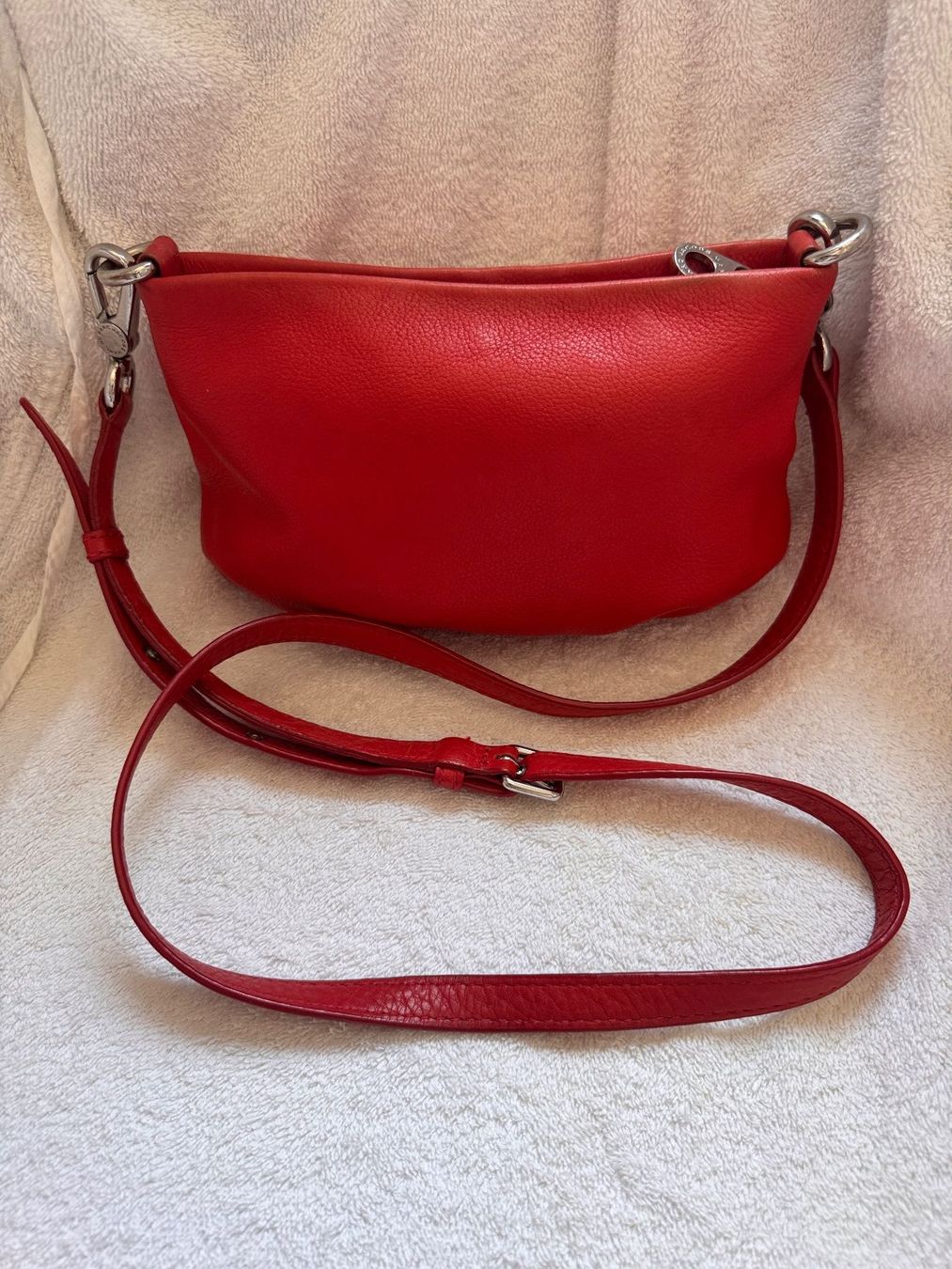 Marc Jacobs Taschen für Damen: Marc Jacobs rote Leder Handtasche-Umhängetasche – Gebraucht aus Heerbrugg von dwfg 2