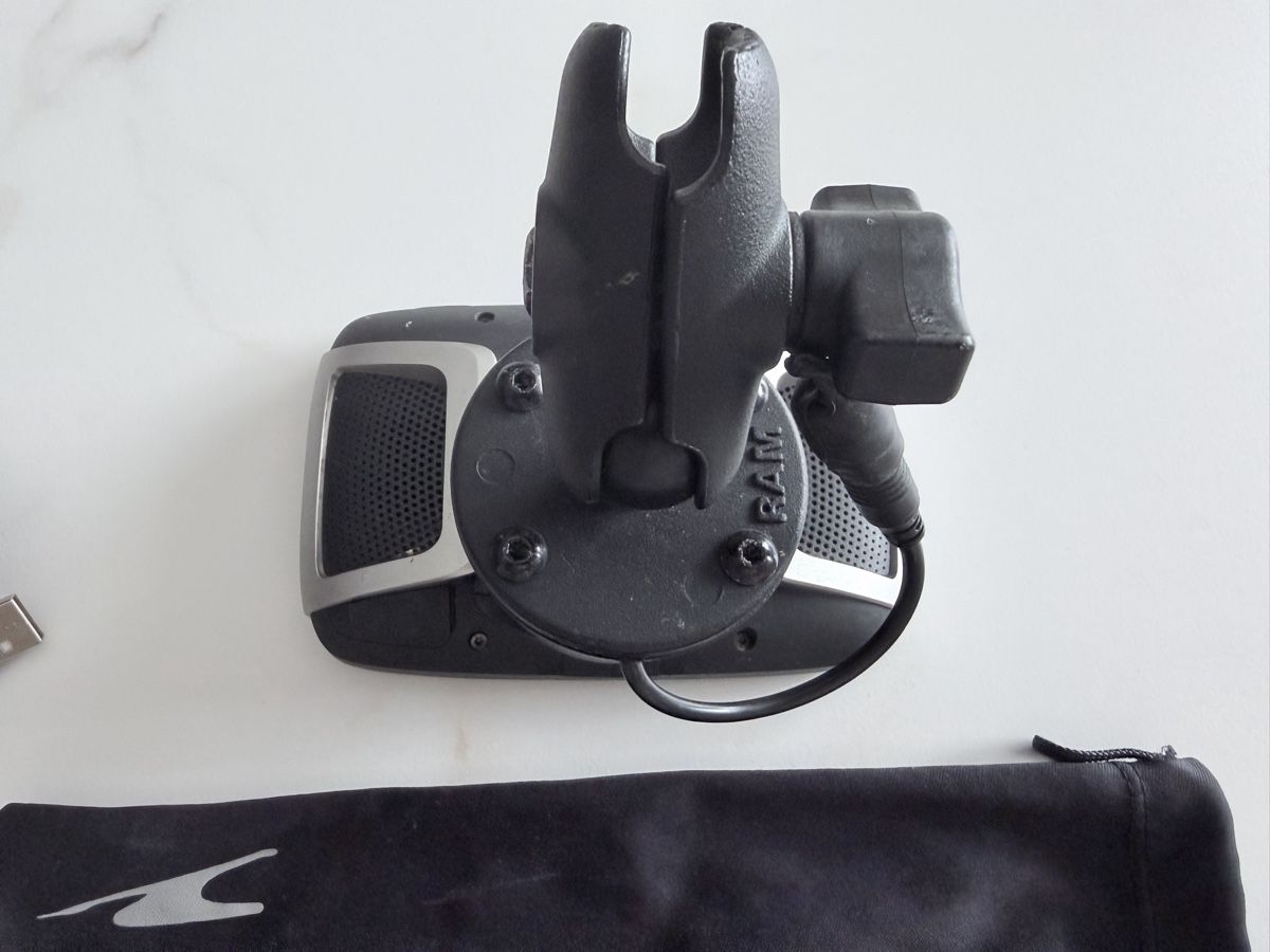 Tomtom Navigationsgeräte: TomTom Motorrad Navigation  – Gebraucht aus Schlieren von Kamacho 2