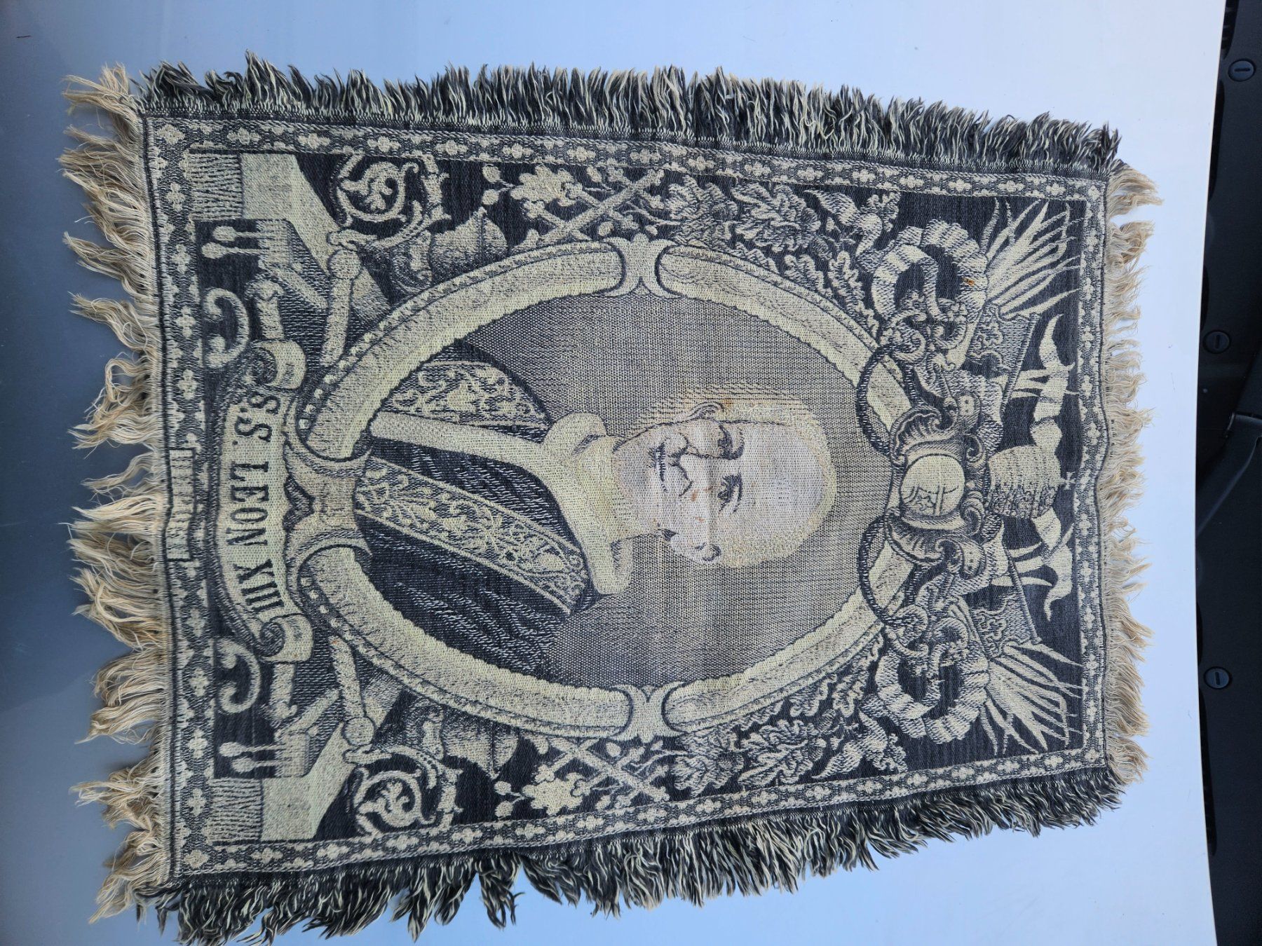 Tapis: Teppich papst 13 antik – D'occasion à Schwellbrunn par Gottesnipper 3